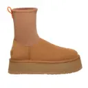 UGG Cassic Dipper Boot – Chestnut